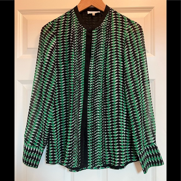 Calvin Klein Printed Shirt - Picture 2 of 2